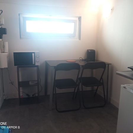 Etablissements Coulon Saint-Joseph En Face De Bagatelle Apartment Talence Bagian luar foto