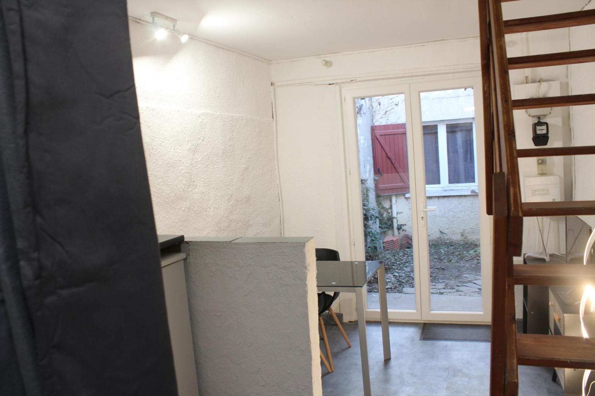 Etablissements Coulon Saint-Joseph En Face De Bagatelle Apartment Talence Bagian luar foto